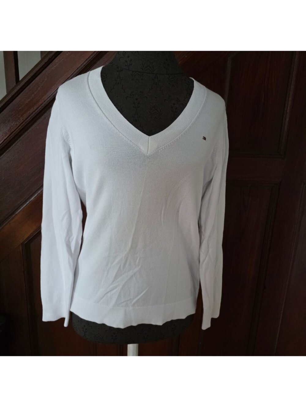 Tommy Hilfiger Womens White V-Neck Long Sleeve Sweater Size M